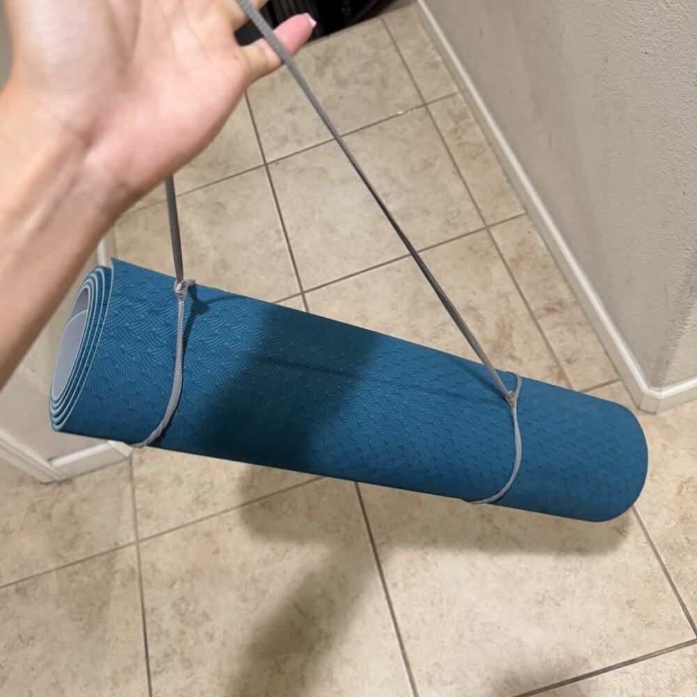 Gaiam Evolve Blue/Gray Non-Slip Foam Yoga Mat 71-75in x 20-25in Pilates